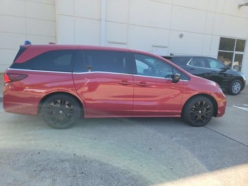 Used 2025 Honda Odyssey Sport-L image 4