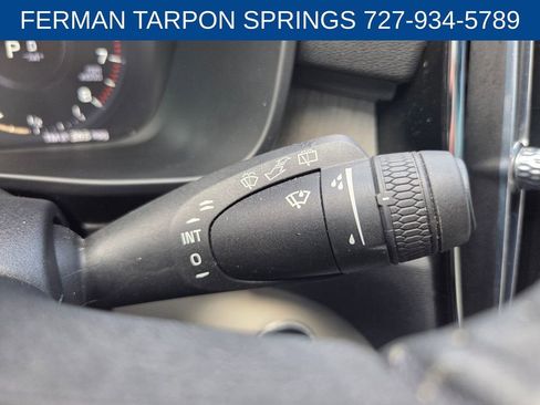 Used 2021 Volvo XC40 T5 Inscription w/ Advanced Package image 31