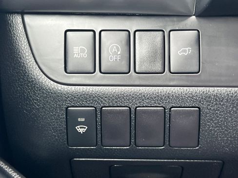 Certified 2017 Toyota Highlander SE image 34