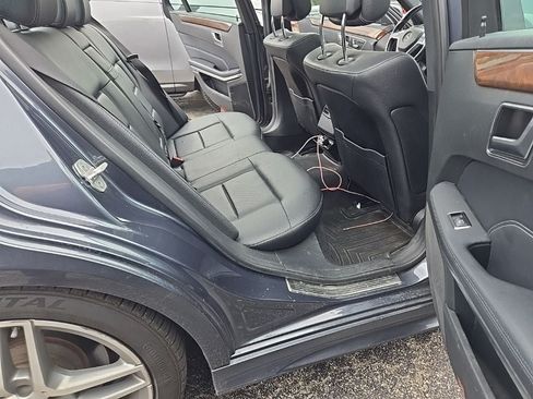 Used 2014 Mercedes-Benz E 350 4MATIC Sedan image 16