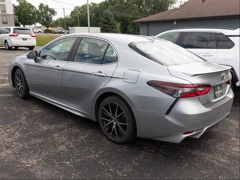 Used 2023 Toyota Camry SE AWD/4WD image 5