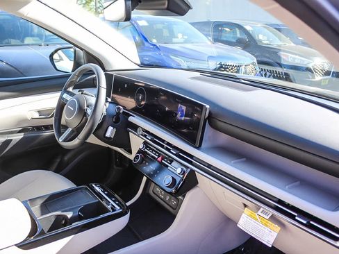 Certified 2025 Hyundai Tucson SEL image 22