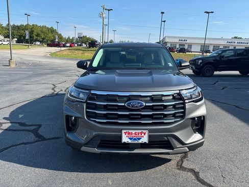 New 2025 Ford Explorer Active w/ Active Comfort Package image 25