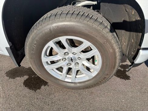 Used 2019 Chevrolet Silverado 1500 RST w/ All-Star Edition AWD/4WD image 4