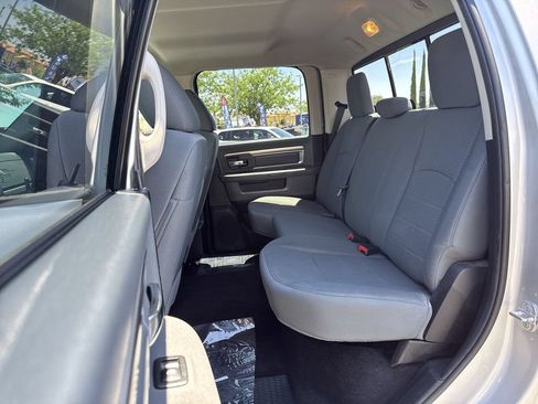 Used 2014 RAM 2500 SLT RWD image 24