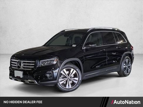 Used 2025 Mercedes-Benz GLB 250 image 1