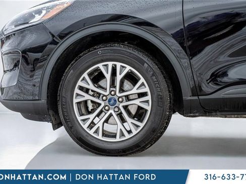 Used 2022 Ford Escape SEL image 39