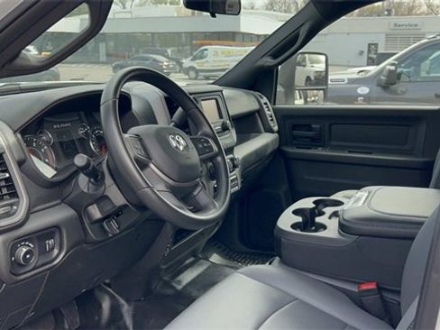 New 2024 RAM 5500 Tradesman w/ Chrome Appearance Group image 15