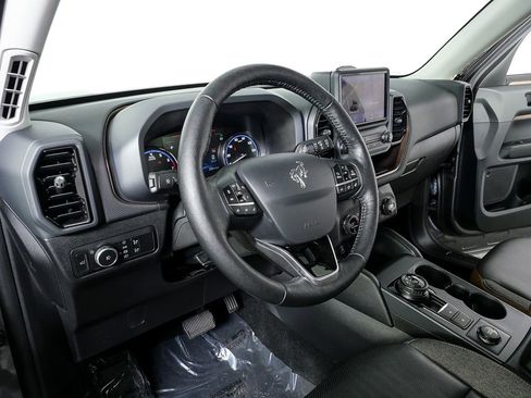 Used 2021 Ford Bronco Sport Outer Banks image 4