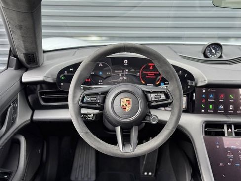 New 2024 Porsche Taycan GTS image 18