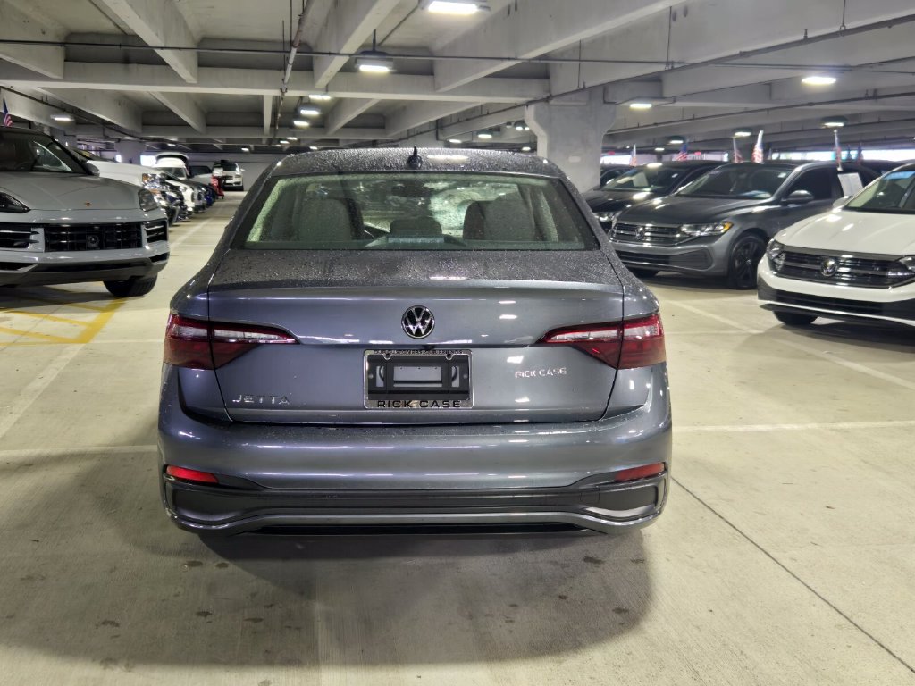 Certified 2024 Volkswagen Jetta S FWD image 5