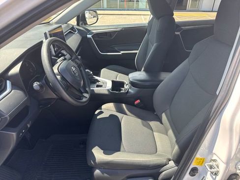 Used 2023 Toyota RAV4 LE image 12