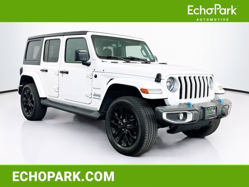 Used 2023 Jeep Wrangler Unlimited Sahara w/ Cold Weather Group AWD/4WD image 1