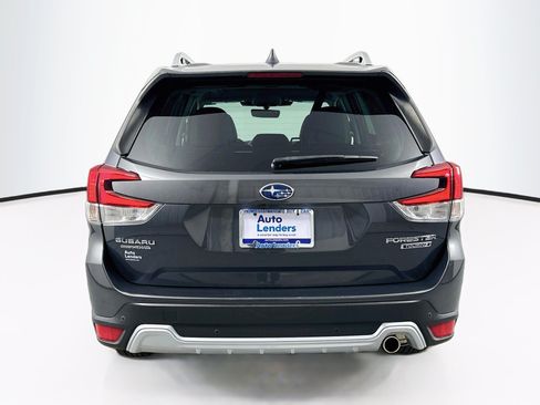 Used 2023 Subaru Forester Touring AWD/4WD image 6