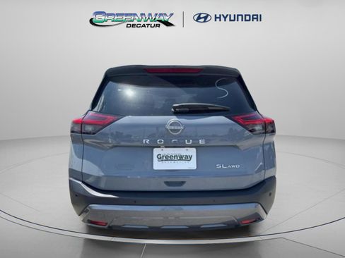 Used 2023 Nissan Rogue SL AWD/4WD image 7