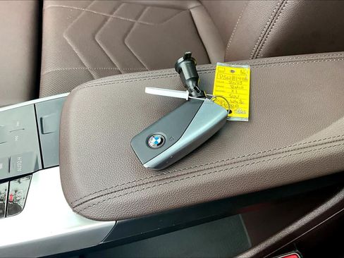 Certified 2023 BMW X1 xDrive28i w/ Premium Package AWD/4WD image 15