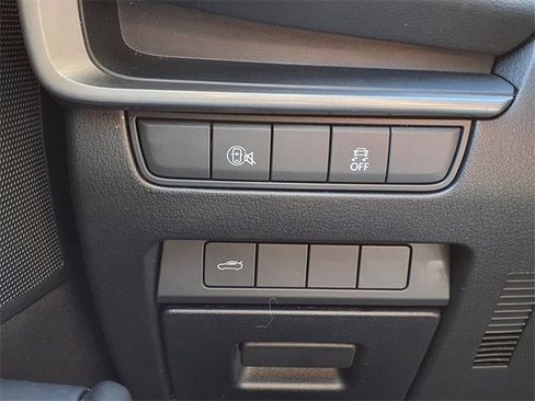 Used 2025 MAZDA MAZDA3 s image 23