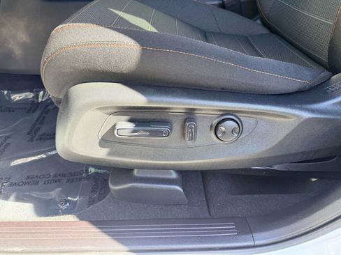 Used 2025 Honda CR-V Sport image 10