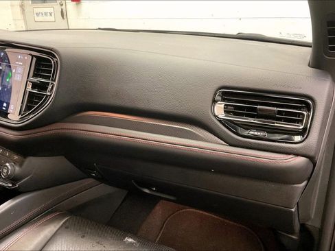 Used 2024 Dodge Durango GT image 15