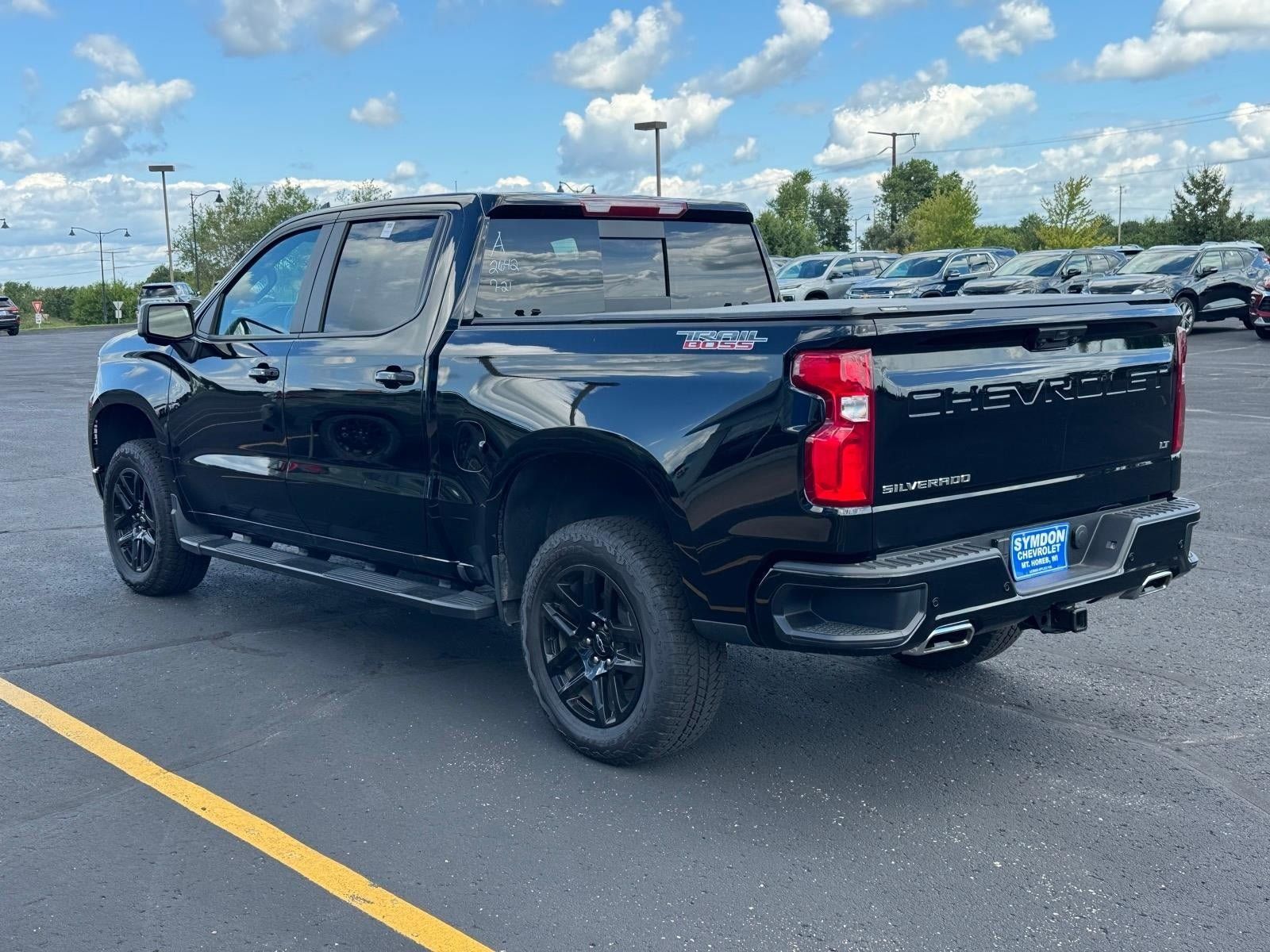 Used 2026 Chevrolet Silverado 1500 LT Trail Boss w/ Safety Package AWD/4WD image 3