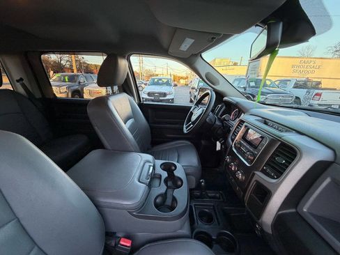 Used 2016 RAM 2500 Tradesman image 22