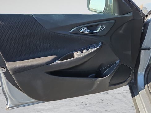 Used 2023 Chevrolet Malibu LT FWD image 24