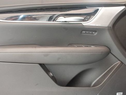 Used 2025 Cadillac XT5 Premium Luxury AWD/4WD image 22