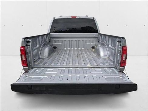 Used 2023 Ford F150 XLT image 5