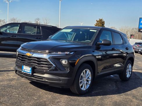 New 2026 Chevrolet TrailBlazer LS image 3
