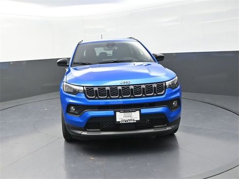 New 2026 Jeep Compass Latitude image 2