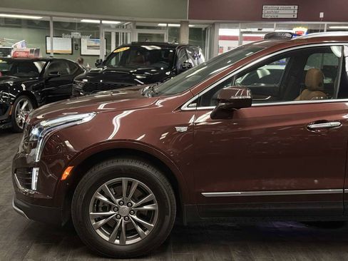 Used 2022 Cadillac XT5 Premium Luxury w/ LPO, Floor Liner Package image 8