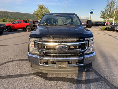 Used 2021 Ford F250 XL w/ STX Appearance Package AWD/4WD image 2