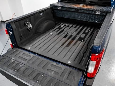 Used 2017 Ford F250 XLT w/ XLT Value Package AWD/4WD image 58