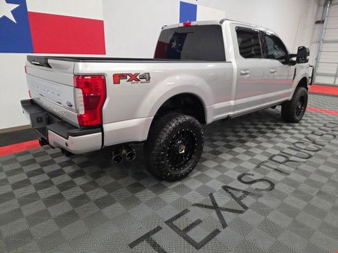 Used 2019 Ford F250 Platinum w/ Platinum Ultimate Package image 18