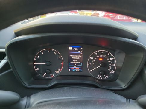 Used 2025 Toyota Corolla LE w/ Convenience Package image 24