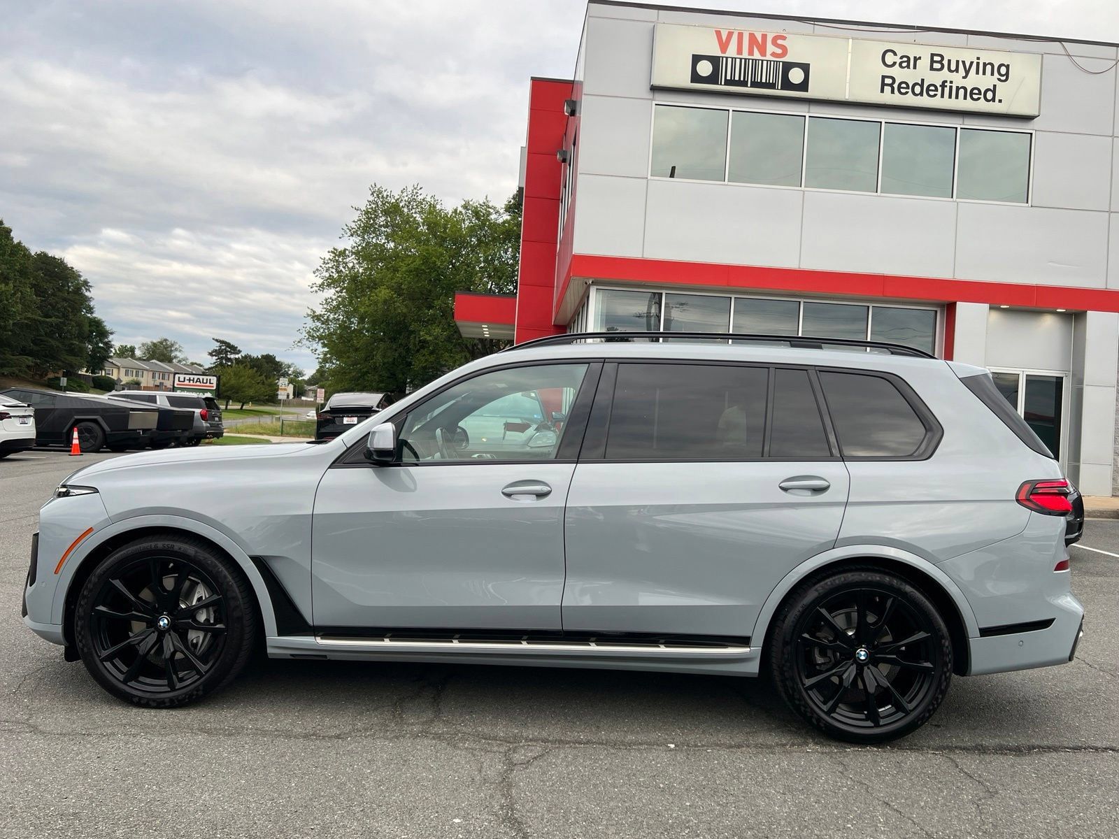 Used 2023 BMW X7 xDrive40i w/ M Sport Package AWD/4WD image 20
