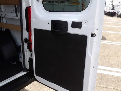 Used 2025 RAM ProMaster 2500 w/ U-Haul Equipment Group FWD image 29