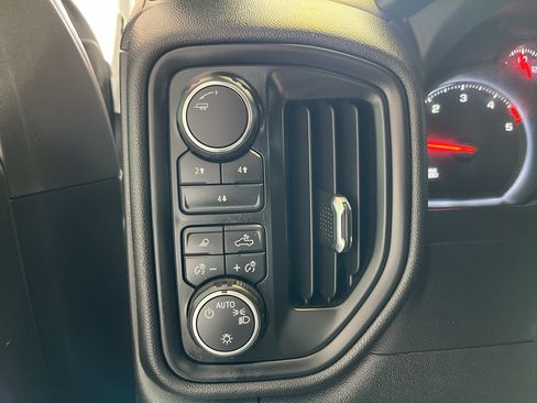 Used 2024 Chevrolet Silverado 2500 W/T AWD/4WD image 18