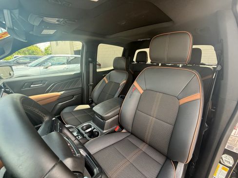 Used 2024 GMC Canyon AT4 w/ Canyon Safety Plus Package AWD/4WD image 39