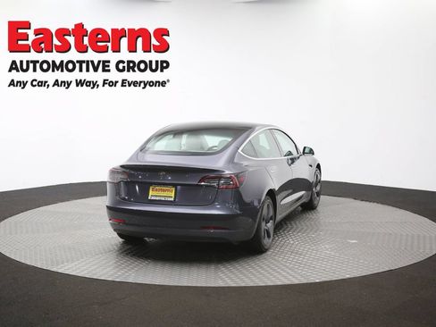 Used 2019 Tesla Model 3 Standard Range RWD image 34