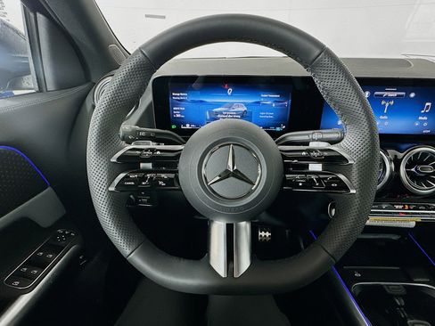 New 2026 Mercedes-Benz GLA 250 4MATIC image 11