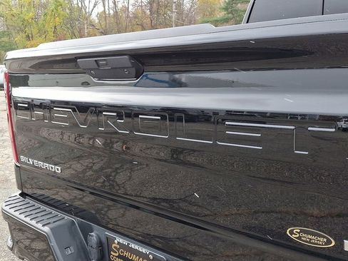 Used 2020 Chevrolet Silverado 1500 LT Trail Boss image 34