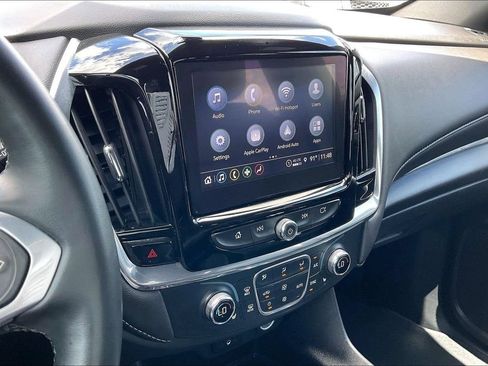 Used 2023 Chevrolet Traverse LT FWD image 24