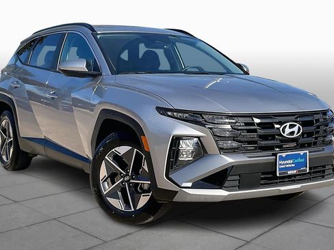 Certified 2025 Hyundai Tucson SEL image 2