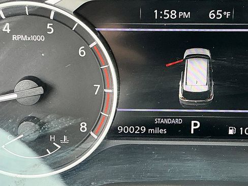 Used 2022 Nissan Rogue SV FWD image 15