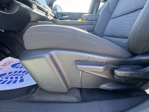 New 2026 Chevrolet Equinox LT w/ Safety and Technology Package image 11