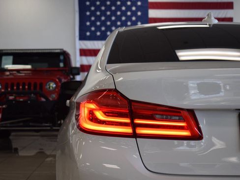 Used 2017 BMW 530i image 12