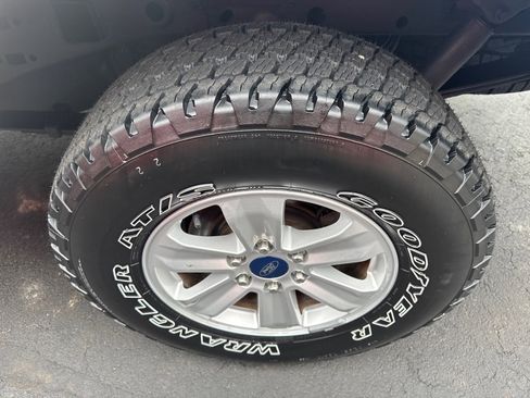 Used 2019 Ford F150 XL w/ Equipment Group 101A Mid image 5