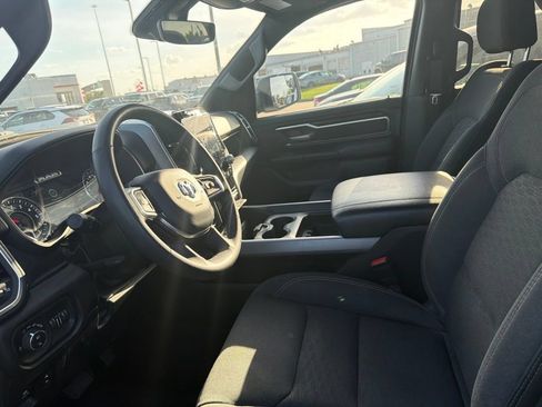 Used 2025 RAM 1500 Big Horn AWD/4WD image 2