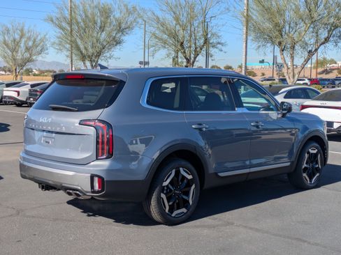 New 2025 Kia Telluride EX image 6